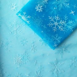 Снежинки на еврофатине голубого оттенка